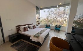 Hotel Golden Leaf